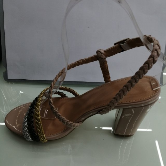 女式PU时装皮面三色麻花绑带粗跟高跟鞋凉鞋细节图