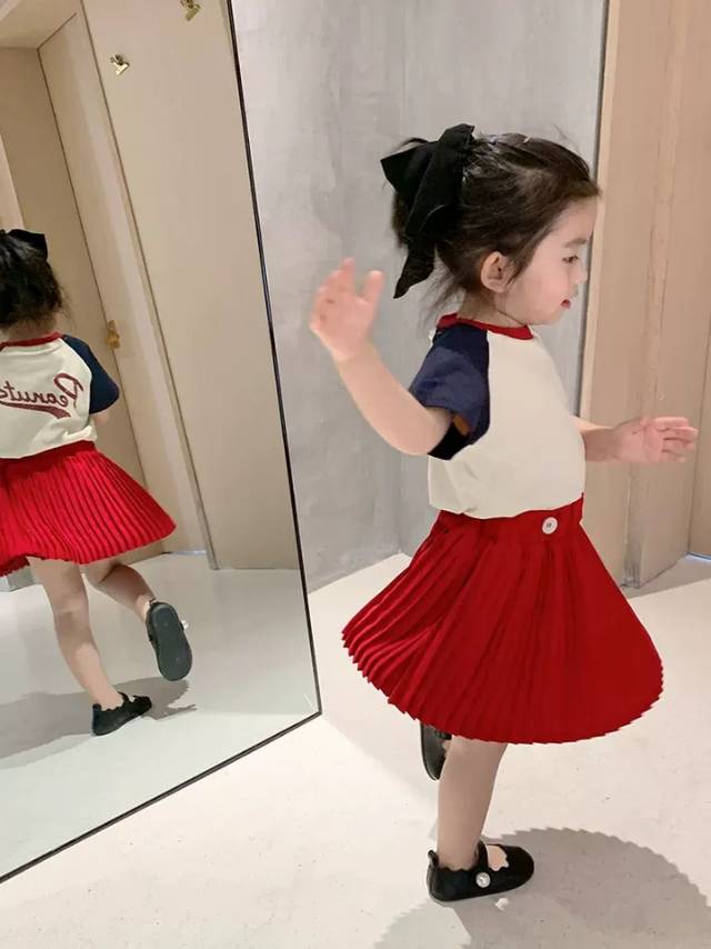 女童春装半身裙洋气宝宝小儿童夏季红色百褶裙薄款短裙春秋款童装产品图