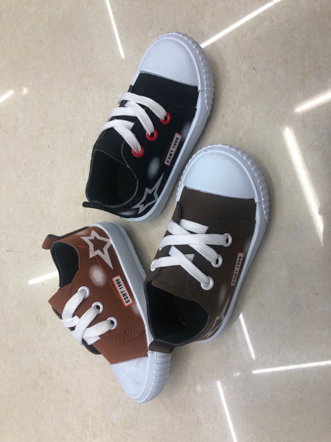 Thousand Ling Three Color Baby Canvas Shoes -05 full figure