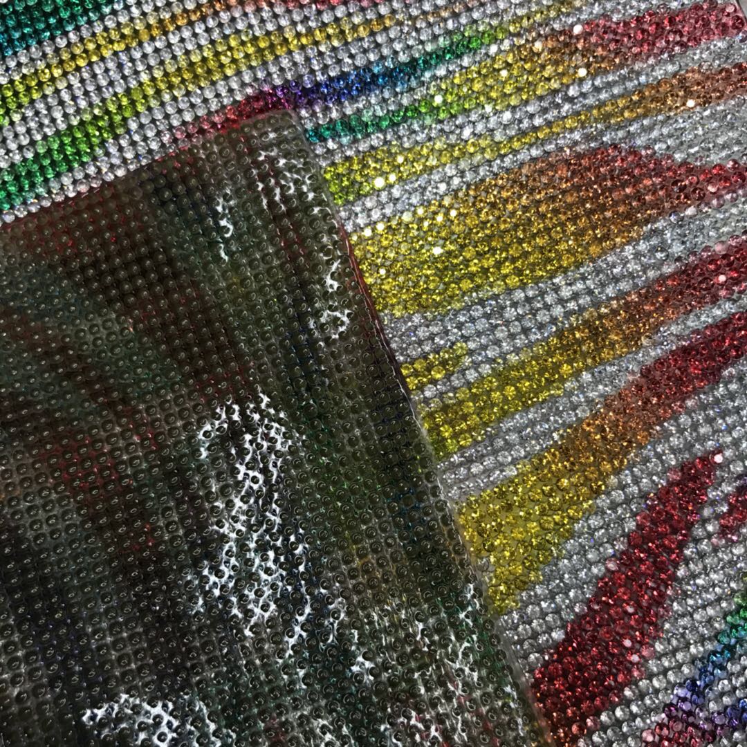 服装辅料/辅料/烫钻细节图