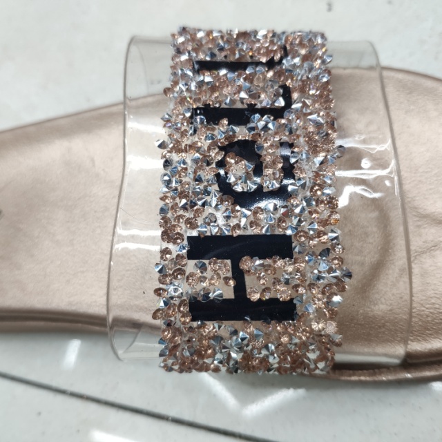 New casual, versatile, one-line, simple, fashionable and cute sequined flip-flops for women details Picture