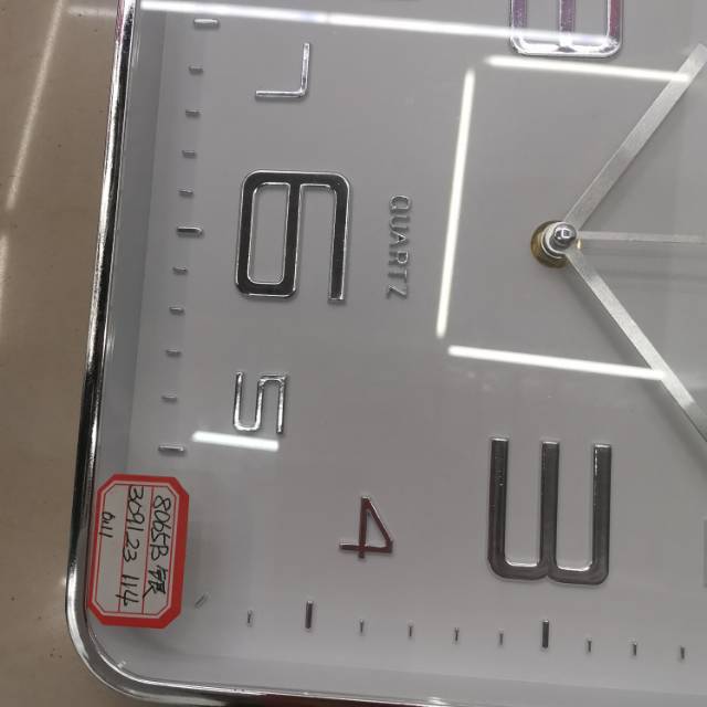 Modern and simple home clocks, living room wall clocks, creative bedroom clocks, Nordic and American style wall clocks, silent and personalized decoration details Picture