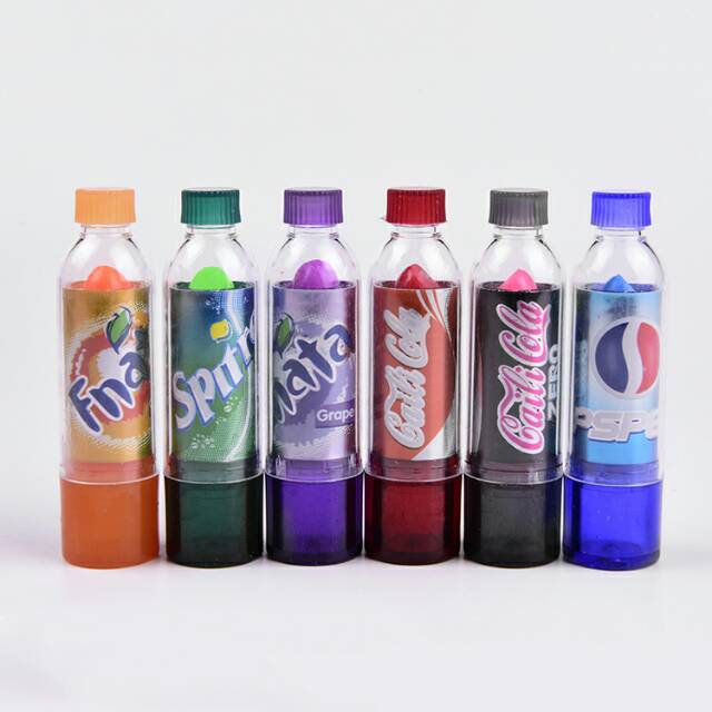 Non-stick cups, realistic cola bottles, color-changing lipstick, color-changing lip balm, lip gloss, long-lasting rosy color details Picture