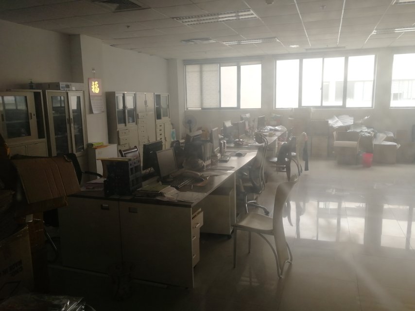 Lou Huiyue Import and Export Company describe pic - 2