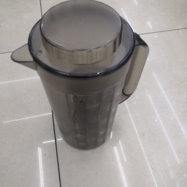 Cold water kettle, large capacity plastic glass, high-temperature resistant, household cold boiled water cup, cold water teapot