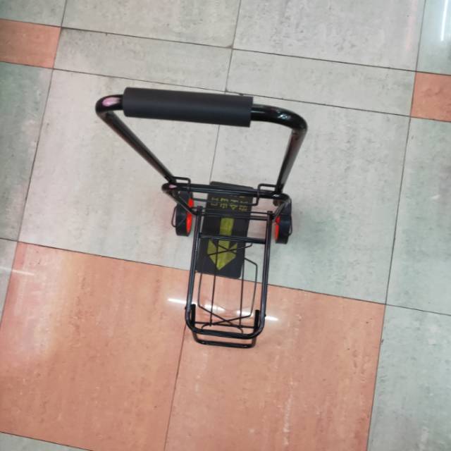 A lightweight suitcase, a portable storage tool, and a trolley for dragging things Specification image