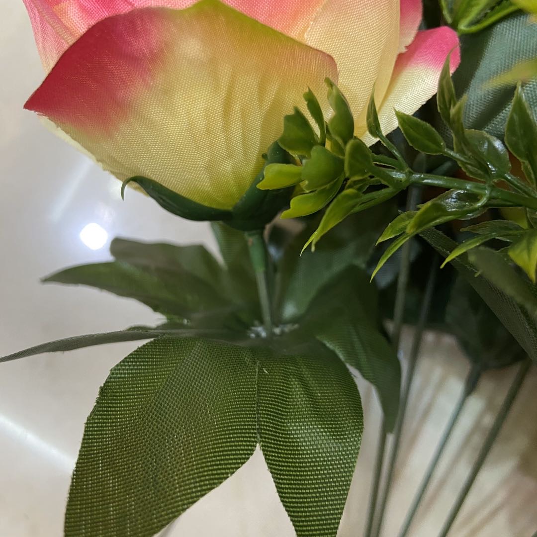欧式包芯玫瑰花仿真花厂家家居装饰婚庆墙居家装饰假花细节图