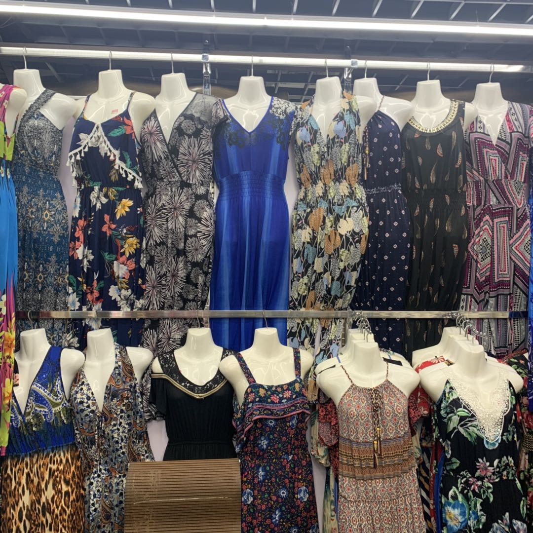 Jiaojiang Chunju Embroidery Clothing Store describe pic - 3