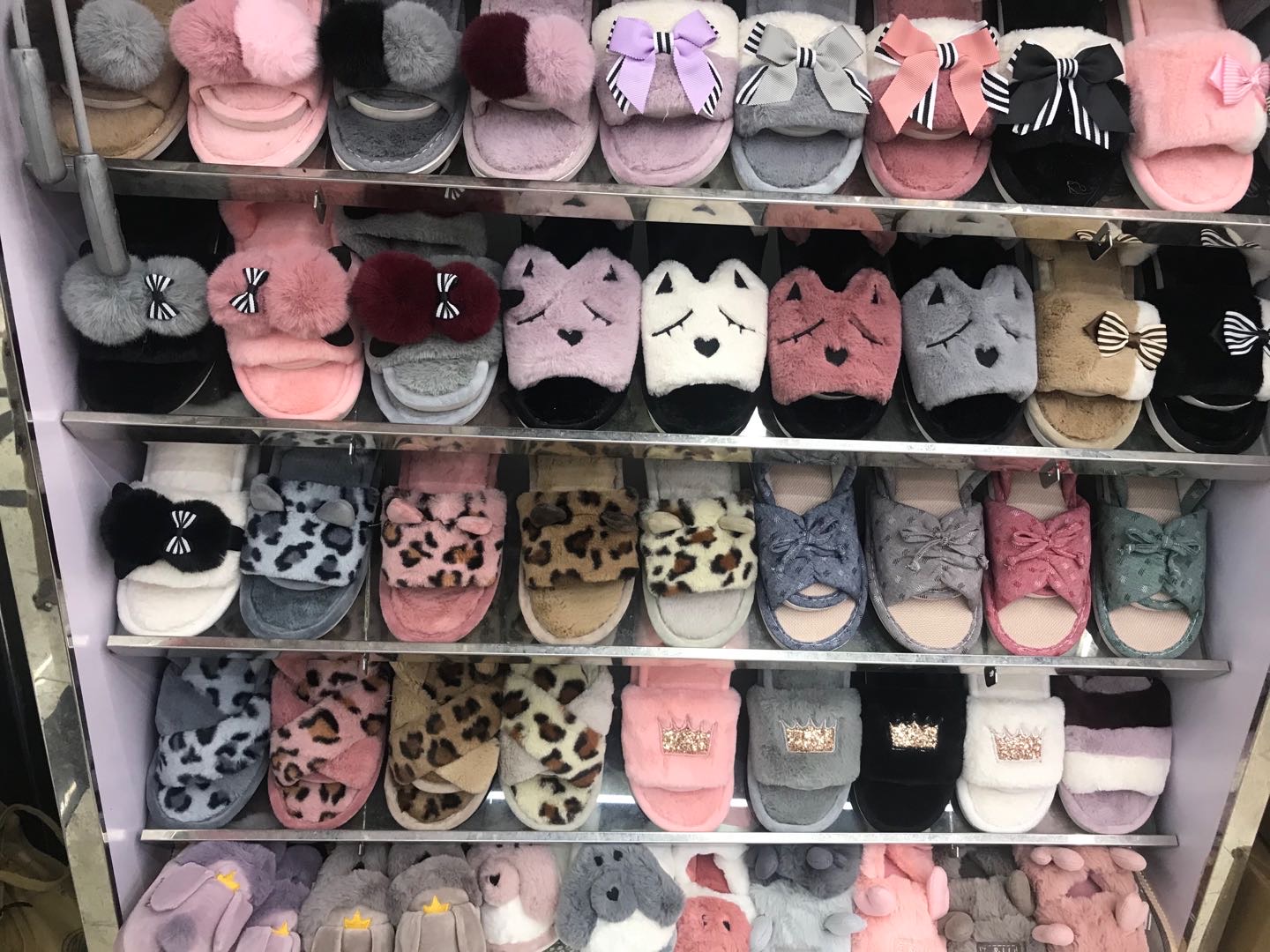 Cixi Jinjuan Shoe Industry describe pic - 3
