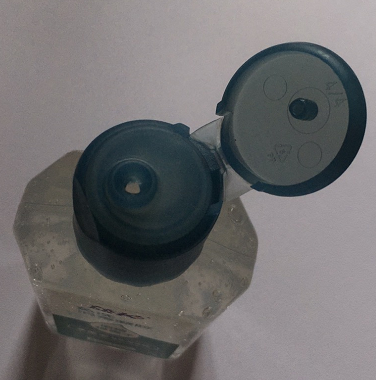 The 68ml bottle of Lanshen alcohol-based hand sanitizer gel has a 99.99% sterilization rate with alcohol and silver ions Specification image