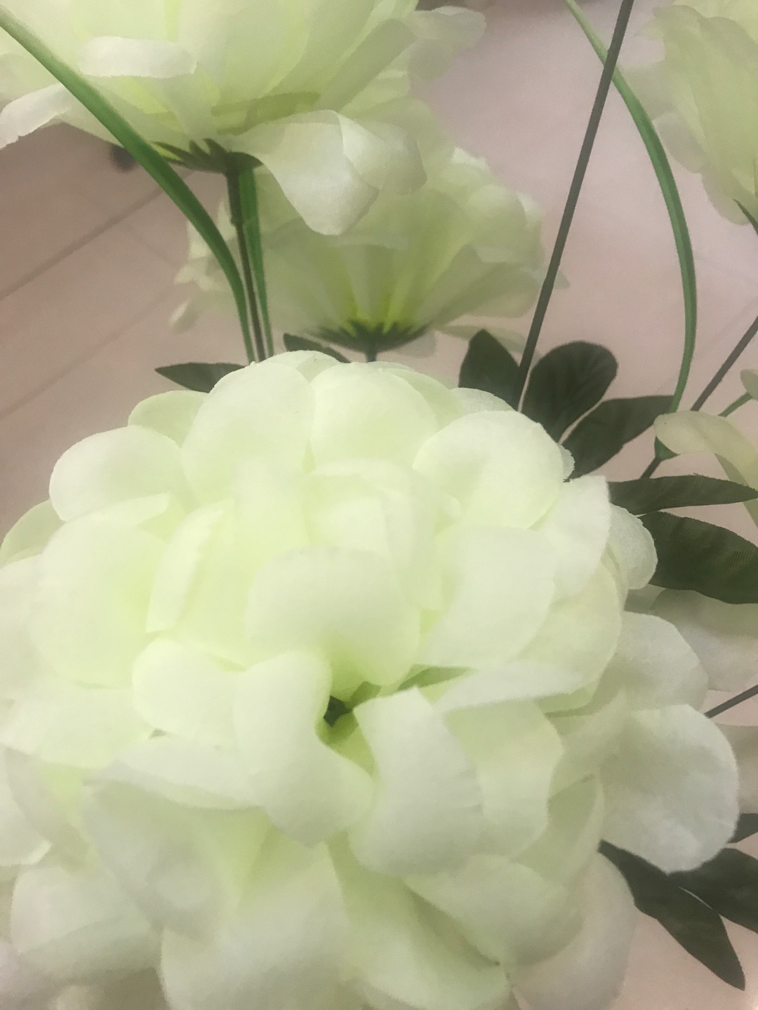 北长人造仿真丝花厂绢布6头16耳球菊细节图