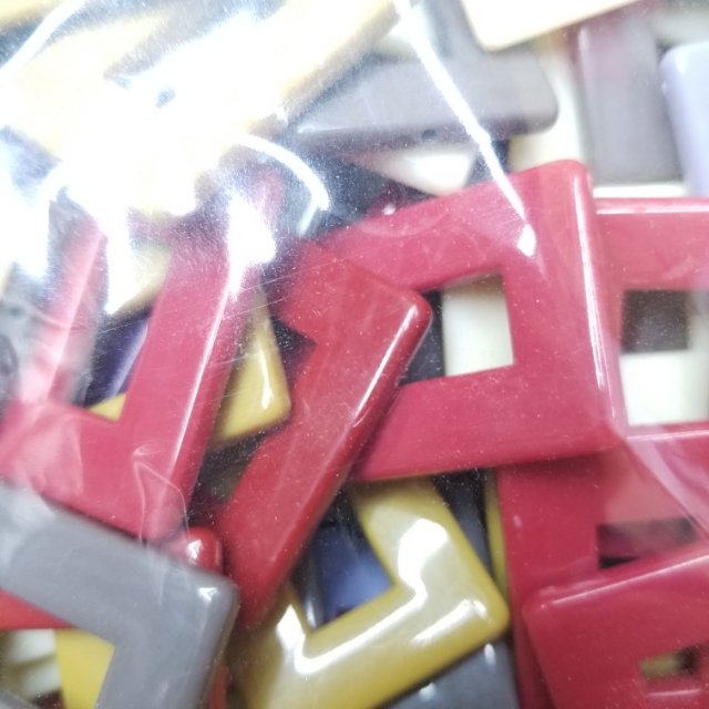 东南亚爆款亚克力多彩方形首饰配饰配件产品图