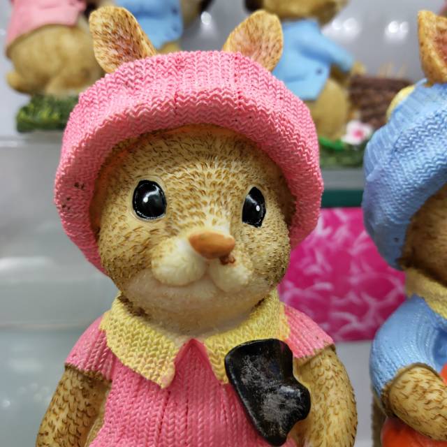 Yiwu Selection pottery and porcelain rabbit craft decorations details Picture