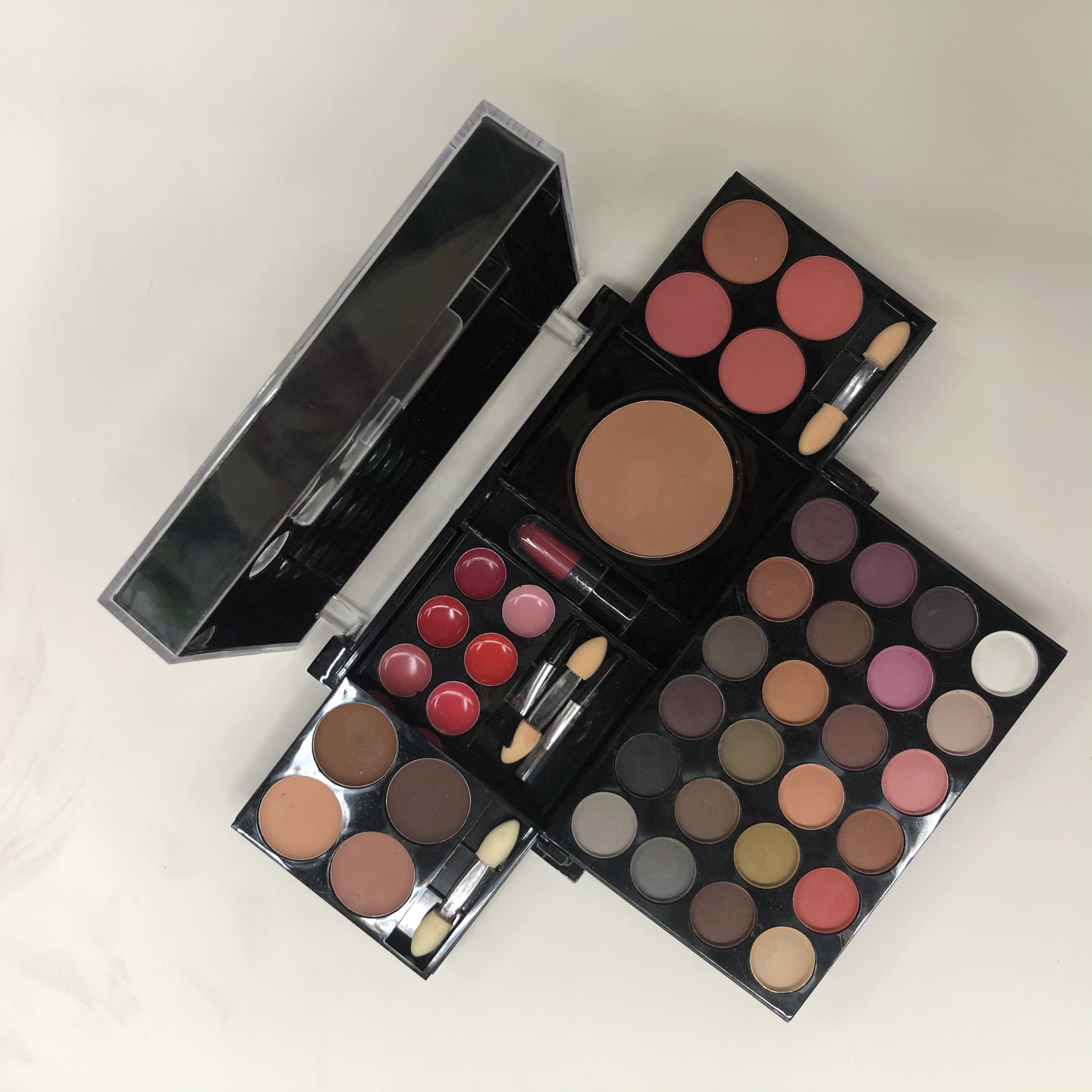 彩妆化妆盒厂家直销多功能化妆盒眼影盒眼影盘详情2