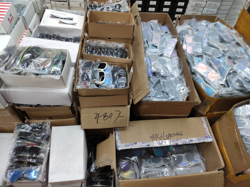 Wenzhou Sanbin Optical Glasses Company describe pic - 2