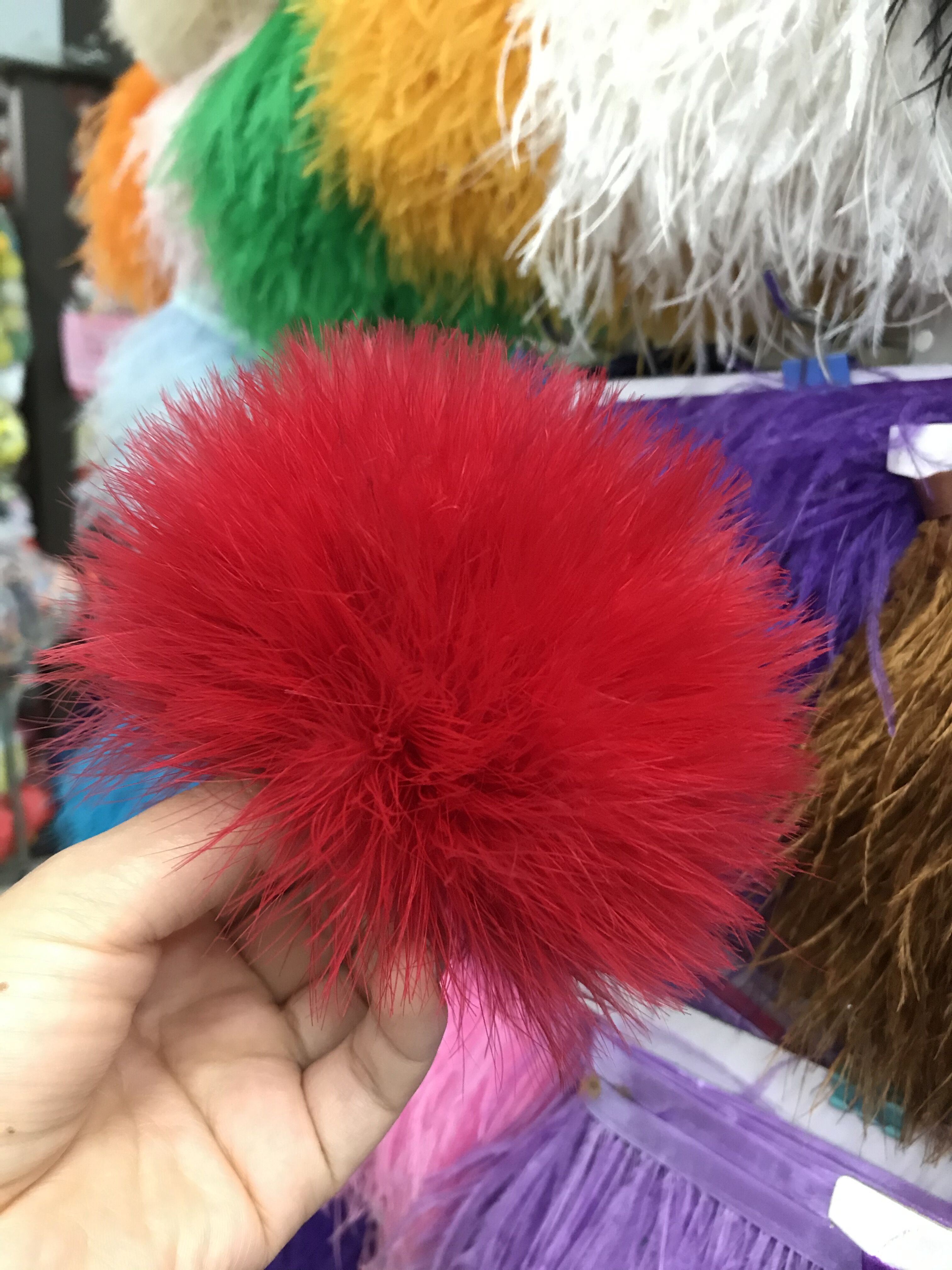 羽毛毛球帽子衣服手机挂饰厂家直销