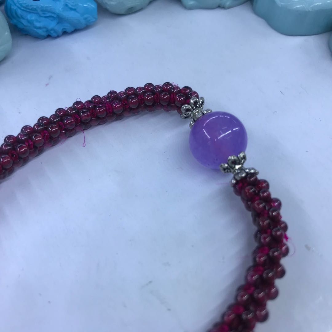 Natural genuine 7A Brazilian purple-toothed garnet bracelet for women, a multi-loop transfer bracelet with small particles Specification image