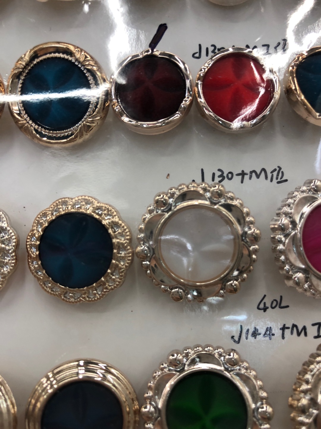 韩版印花纽扣大衣毛呢外套羊绒开衫树脂双拼塑料装饰钮扣扣子细节图