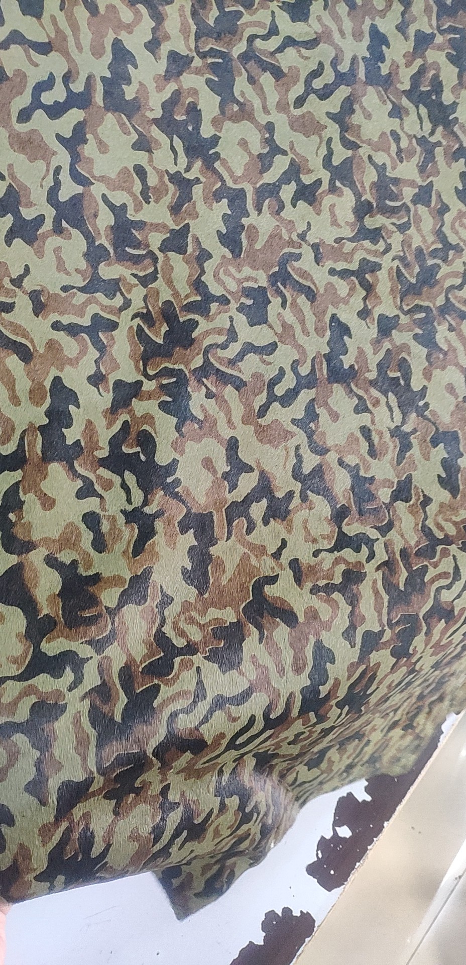 Camouflage-colored horse hair factory direct selling hot new horse fur leather a large number of goods high and low grade bags sofa shoes material fabrics thumbnail