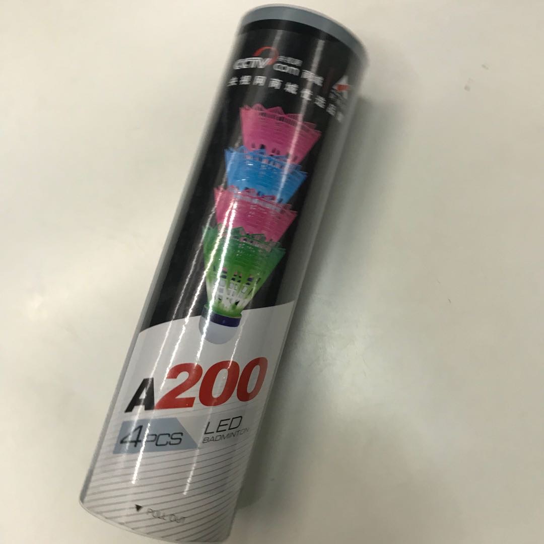 4只装荧光耐打LED夜光带灯发光发亮羽毛球夜用打不烂塑料羽毛球产品图