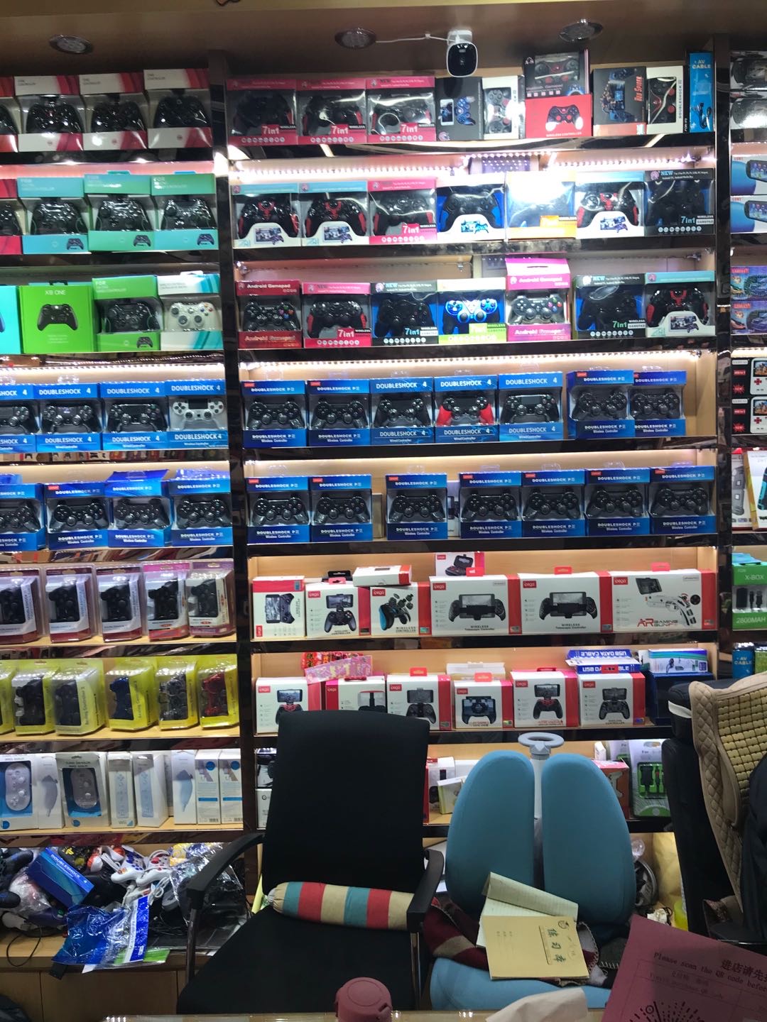 Wu Jinhua Game Console Store describe pic - 1