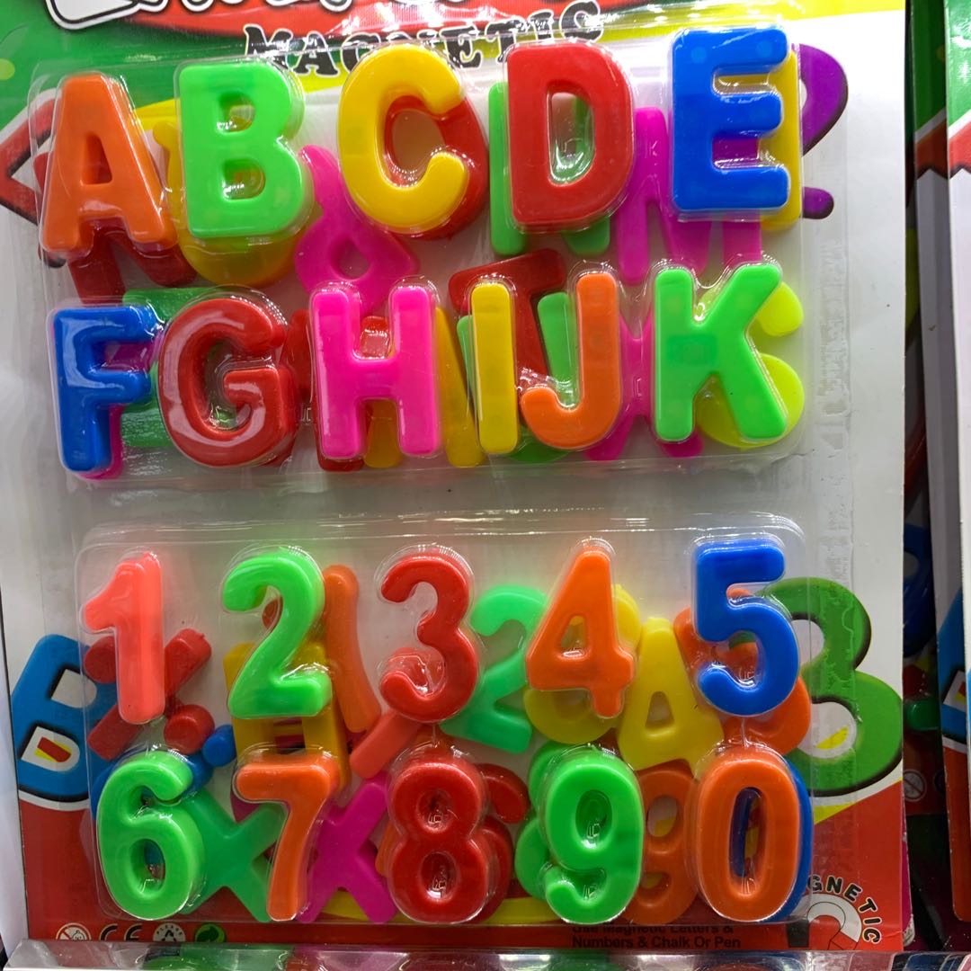 彩色字母卡通黑板吸磁铁