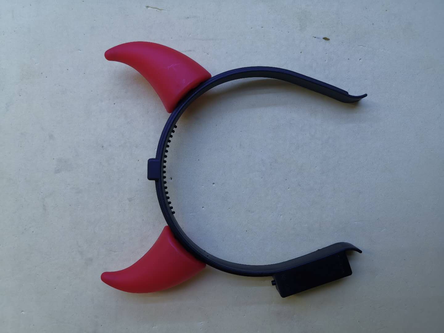 发光发箍头扣闪光发夹闪光玩具闪光头箍聚会用品小牛角