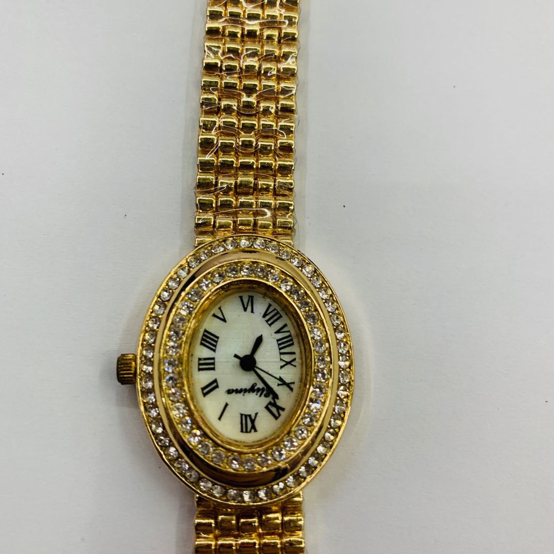 时尚优雅环扣镶钻金属表带女士手表产品图