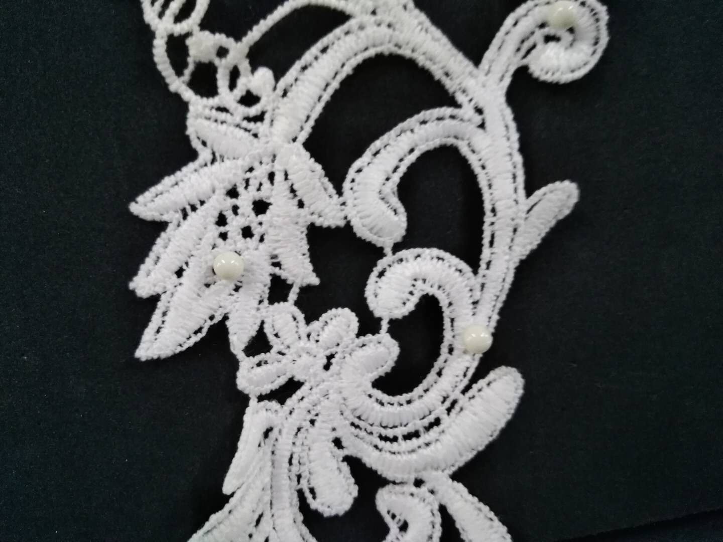 Wholesale of embroidered lace collar flowers, Guangdong lace clothing, DIY accessories, sofa accessories details Picture