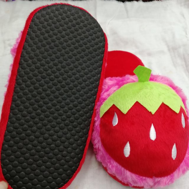 Strawberry 3D Three-Dimensional Cute Cartoon Autumn Winter Warm Plush Home Cotton Slippers Specification drawing