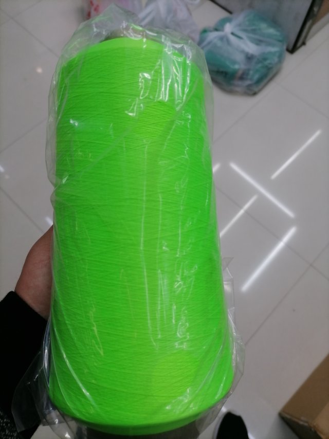 40D/1锦纶色纱线高强线丝线缝纫高强线尼龙缝纫线细节图