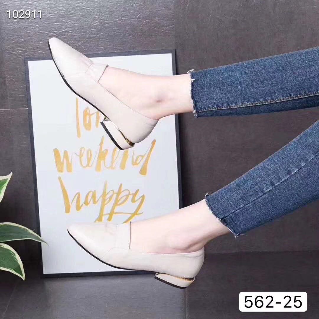 562-25兽王2020新款女式休闲卡迪那百森单鞋细节图