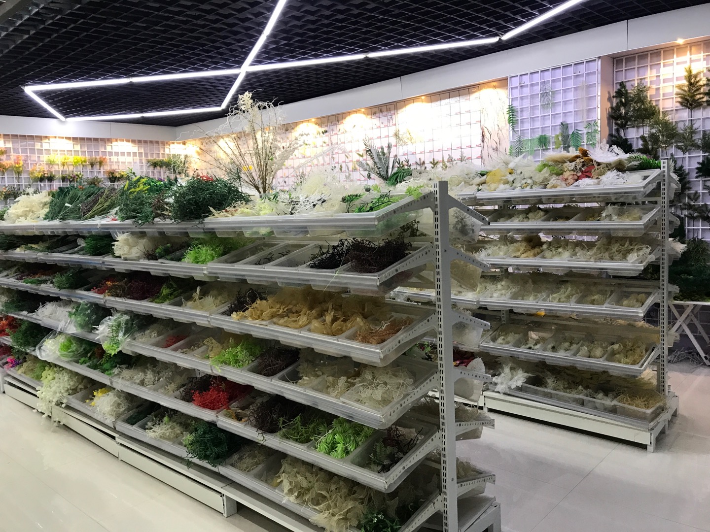 Qiaoxiong Christmas Craft Flower Factory, Shantou City, Guangdong Province describe pic - 2
