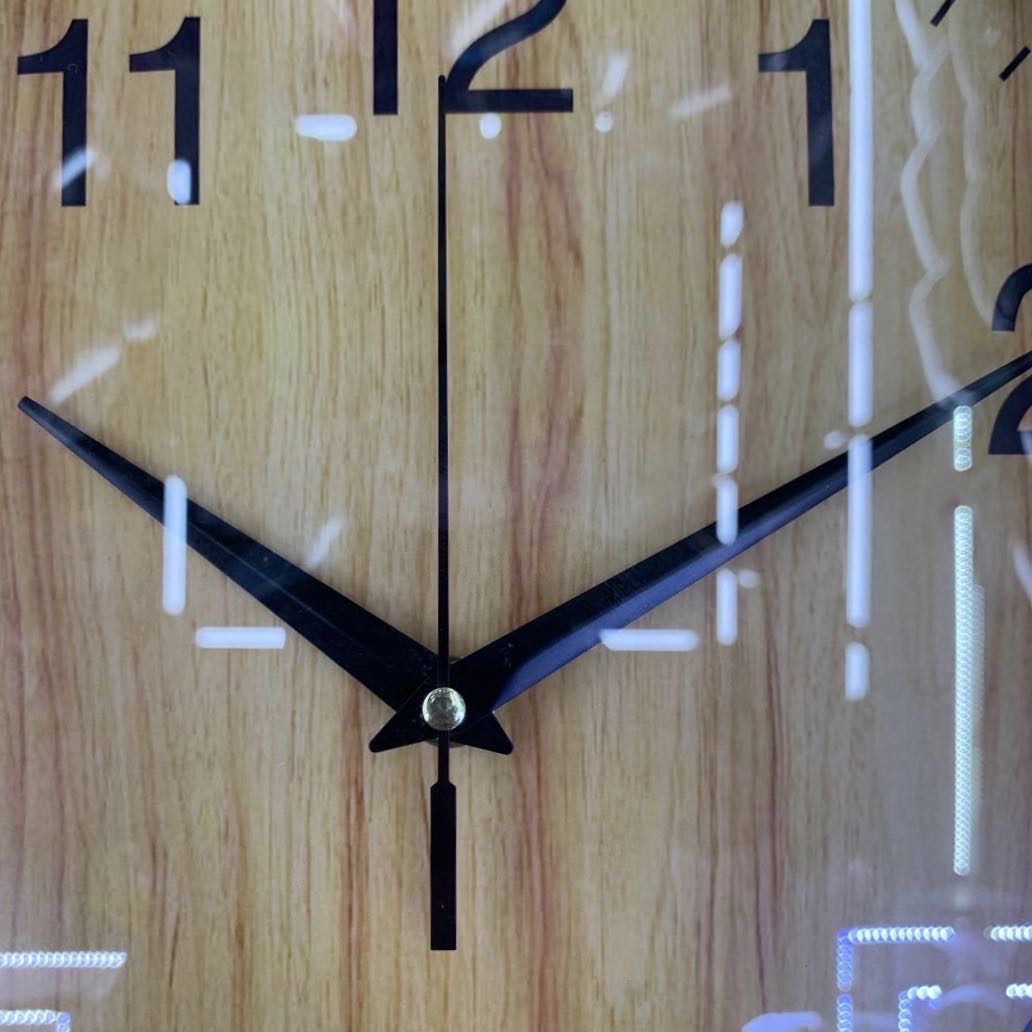 座钟挂钟钟表时间装饰家居客厅挂墙产品图