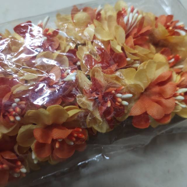 Artificial flower bouquets, plastic flowers, pure hand-woven garlands, frangipani, foam flowers Specification image
