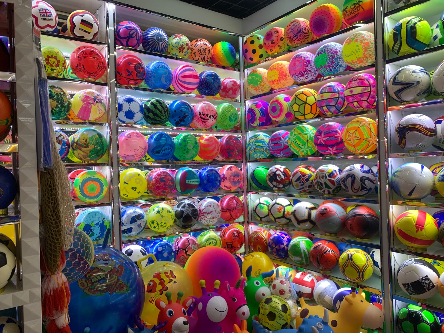 Yiwu Zhongai Sports Goods Co., LTD describe pic - 1