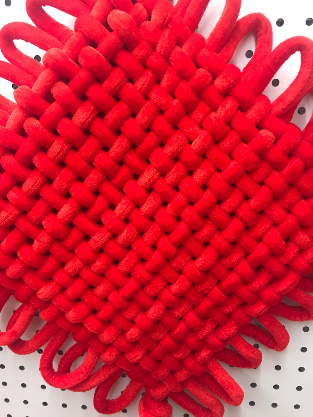 Full red velvet fabric, 16 hand-knitted Chinese knots, Line 1, Yiwu quality goods, festive wedding and festival supplies, factory direct sales, sample customization, moving into a new home details Picture