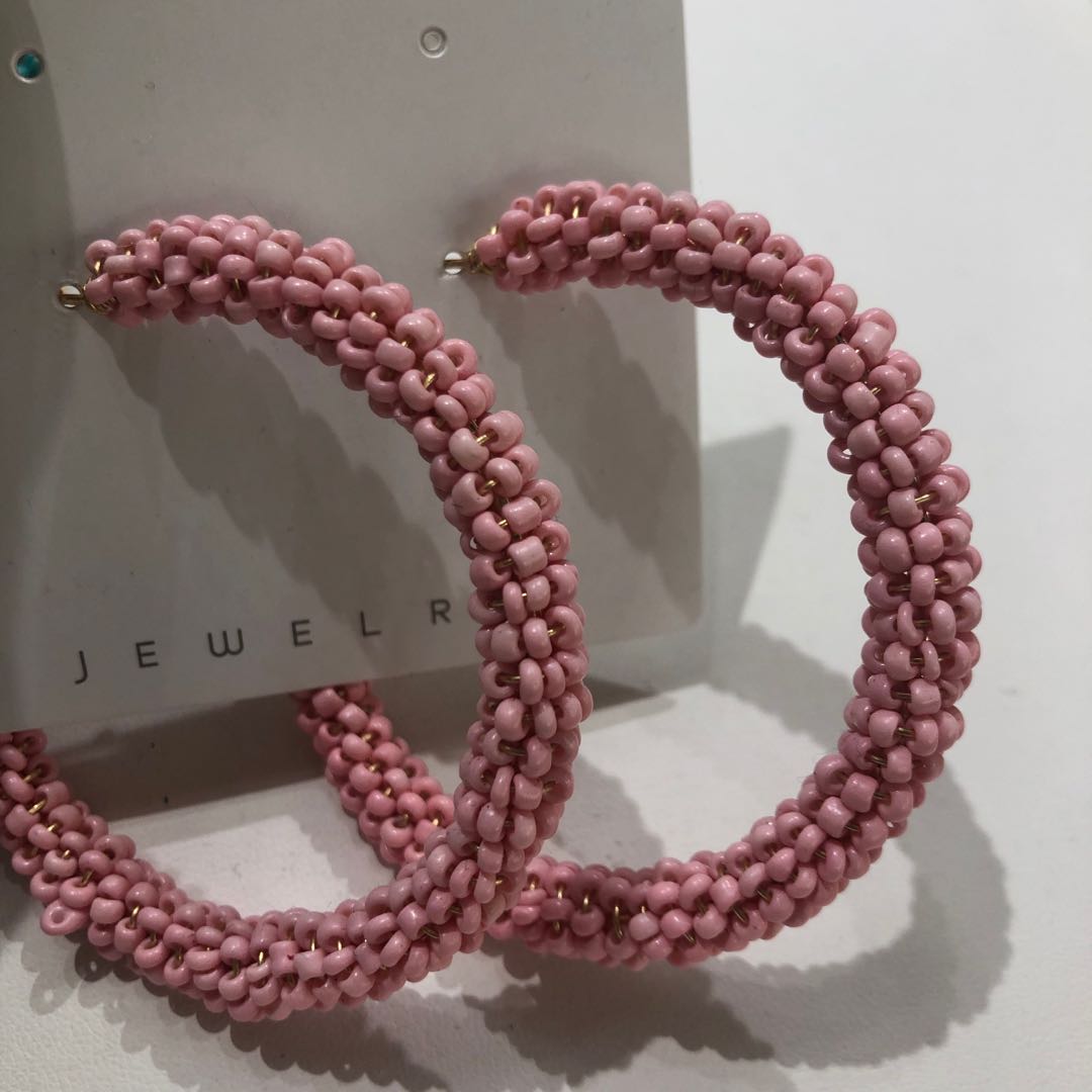 Korean-style candy-colored circular rice bead pendant earrings, stylish earrings, cool and trendy fashion accessories details Picture