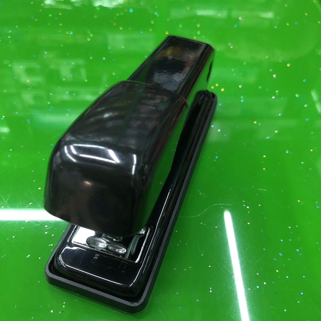 Hand-held stapler, metal stapler, office labor-saving stapler, durable and thickened stapler