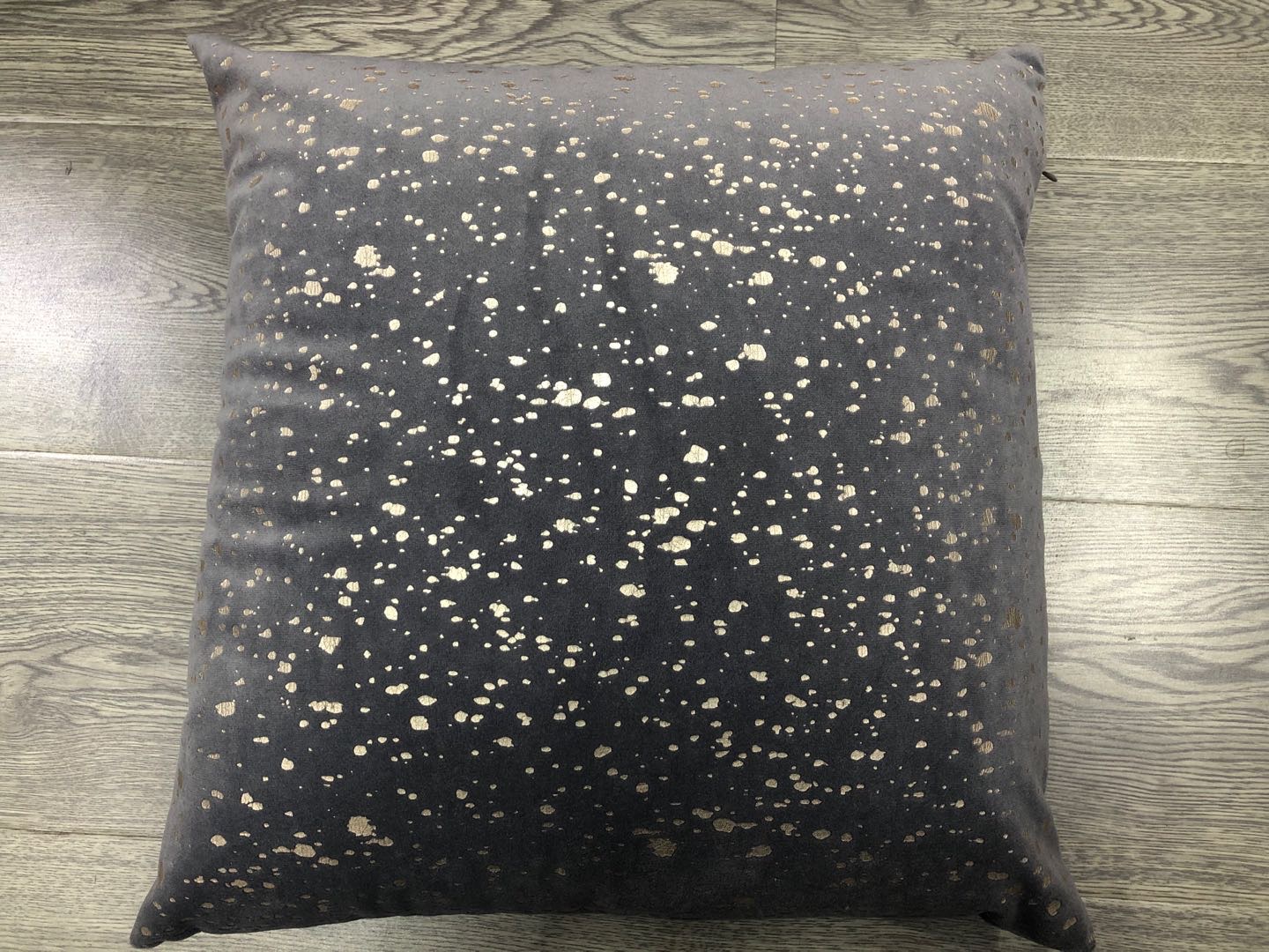 绒布黑色时尚抱枕靠枕午休枕飘窗枕欧式风格