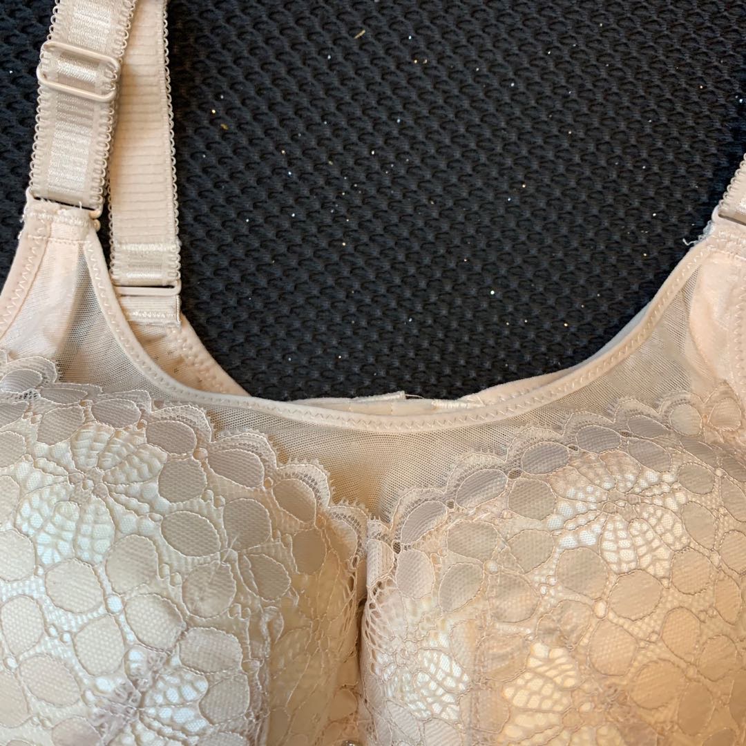 新款春季大码内衣无钢圈按摩内衣大罩杯文胸产品图