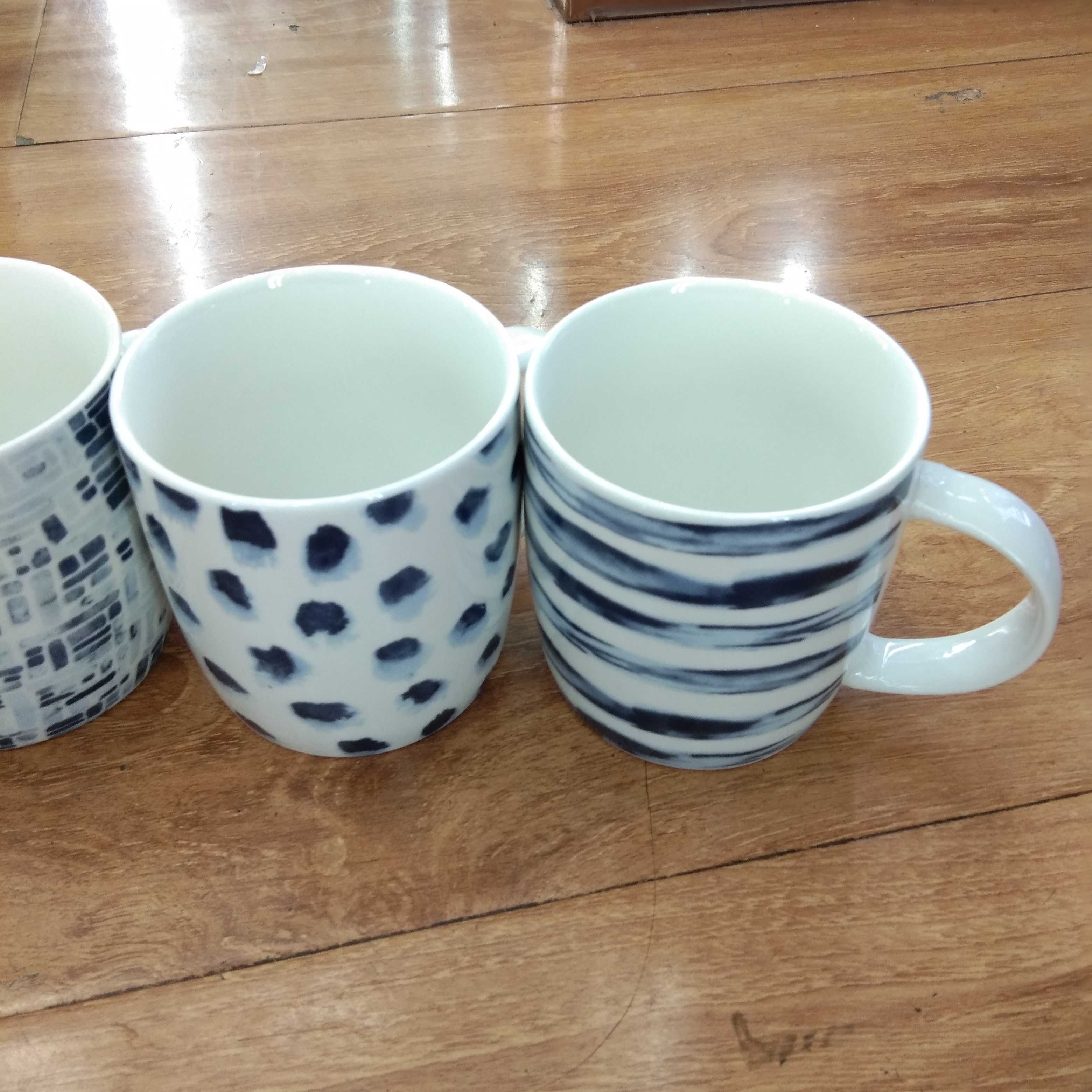 Ceramic striped creative mug household cup Xingbi XB078 details Picture