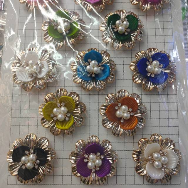 Acrylic pearl rhinestone accessories thumbnail