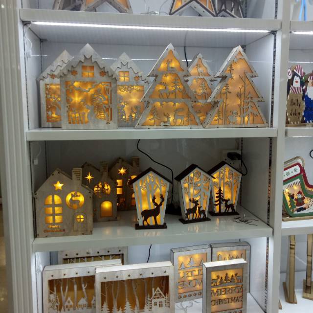 Shengfa Industry and Trade Factory (Christmas Tree, Christmas Wreath, Christmas Supplies) describe pic - 2