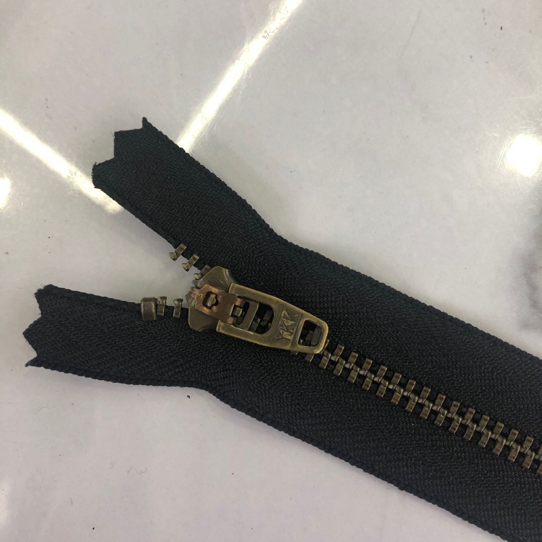 金属拉链/ 黑色闭尾/牛仔裤西裤箱包产品图