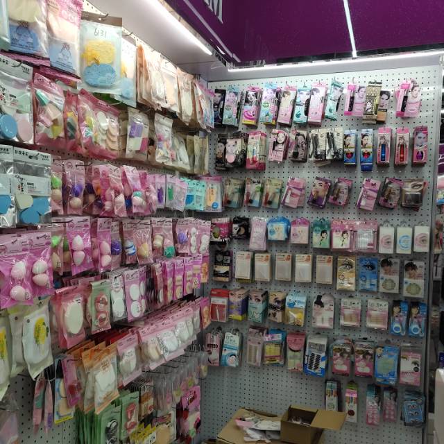 Zuqiang Cosmetics Store describe pic - 1