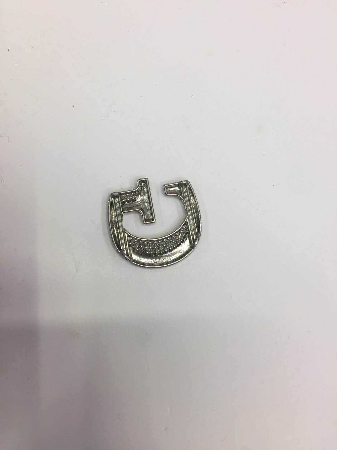 G Letter And Gold Ironing Plate Environmental Protection Ironing Alloy Trademark Specification drawing