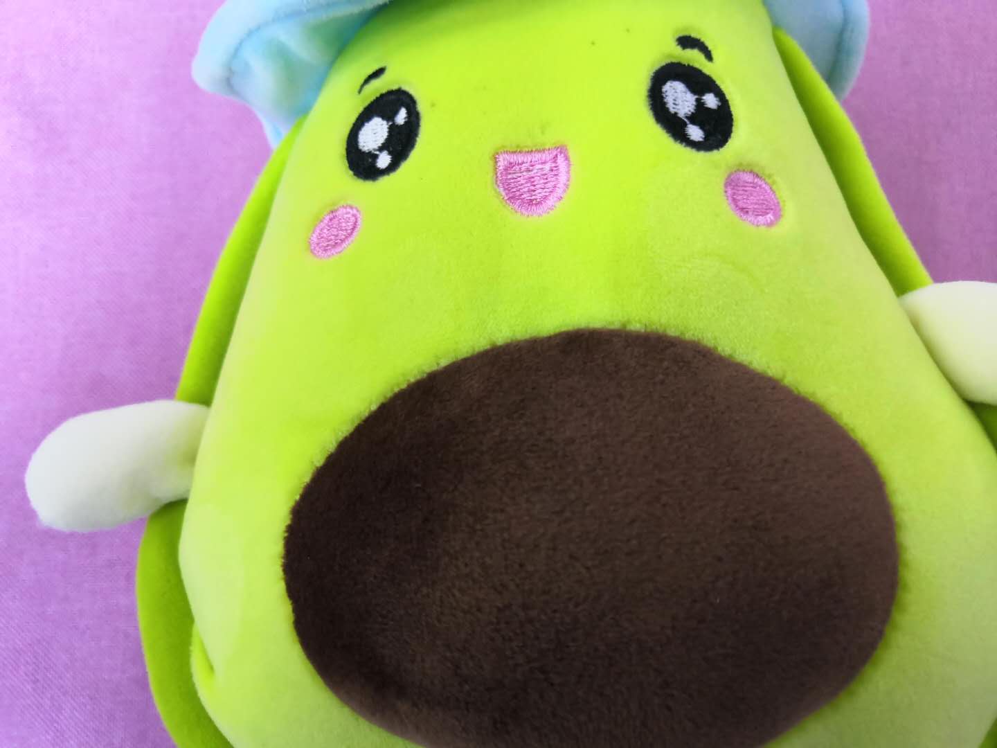 Wholesale of 27 cm new avocado fruit doll plush toys from the manufacturer Specification image