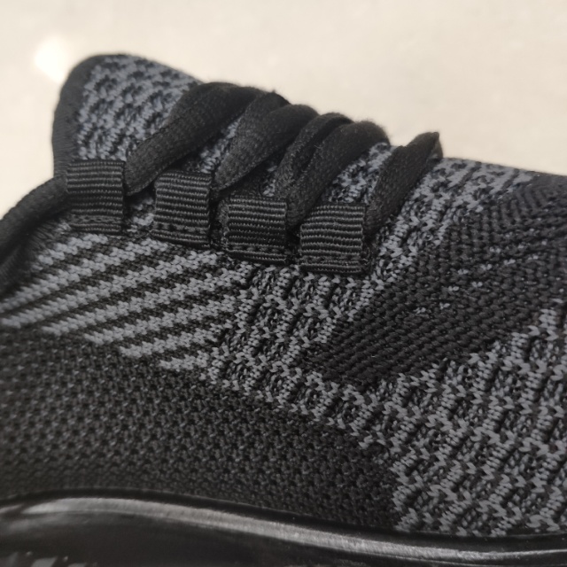 New Fashion Black Grey Men's Shoes Soft Sole Breathable Mesh Fabric Men's Non-Slip Sneakers Specification drawing