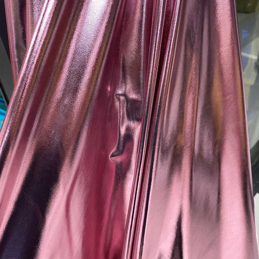 Direct sales, wholesale and retail of pink spandex gold-embossed fabric from the manufacturer. For orders in stock, please consult Specification image